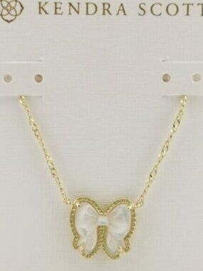 💎Kendra Scott Haley White Bow Gold Pendant Necklace🎀